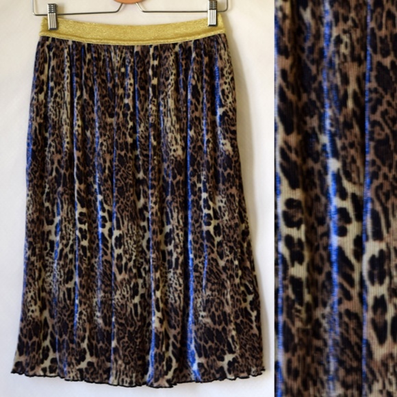 Soaked In Luxury Dresses & Skirts - NWT ASOS Soaked In Luxury Leopard Midi Skirt
